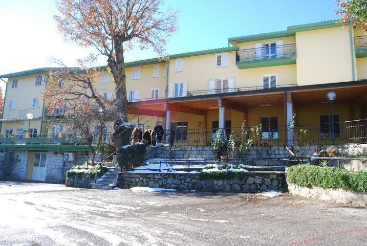 Hotel Ristorante Gusana Gavoi Bagian luar foto